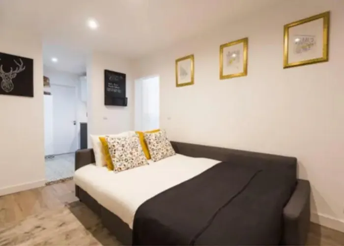 아파트 Ola Lisbon- Castelo V *